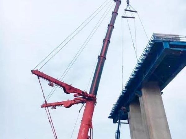 温岭市吊车租赁_吊车产生机械故障的原因