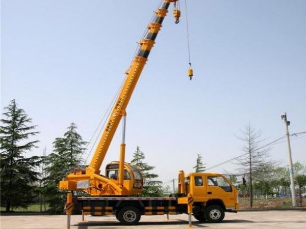 温岭市吊车电话_吊车出租影响价格有哪些方面